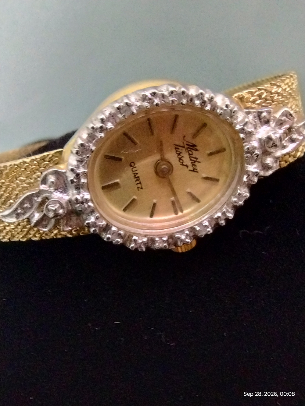 Vintage Gold-Tone Women's Quartz Bracelet Watch